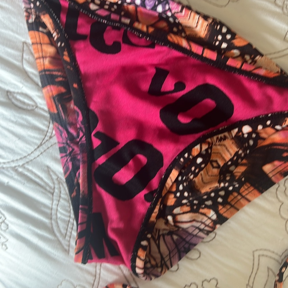 Volcom Butterfly bikini - Picture 2 of 4